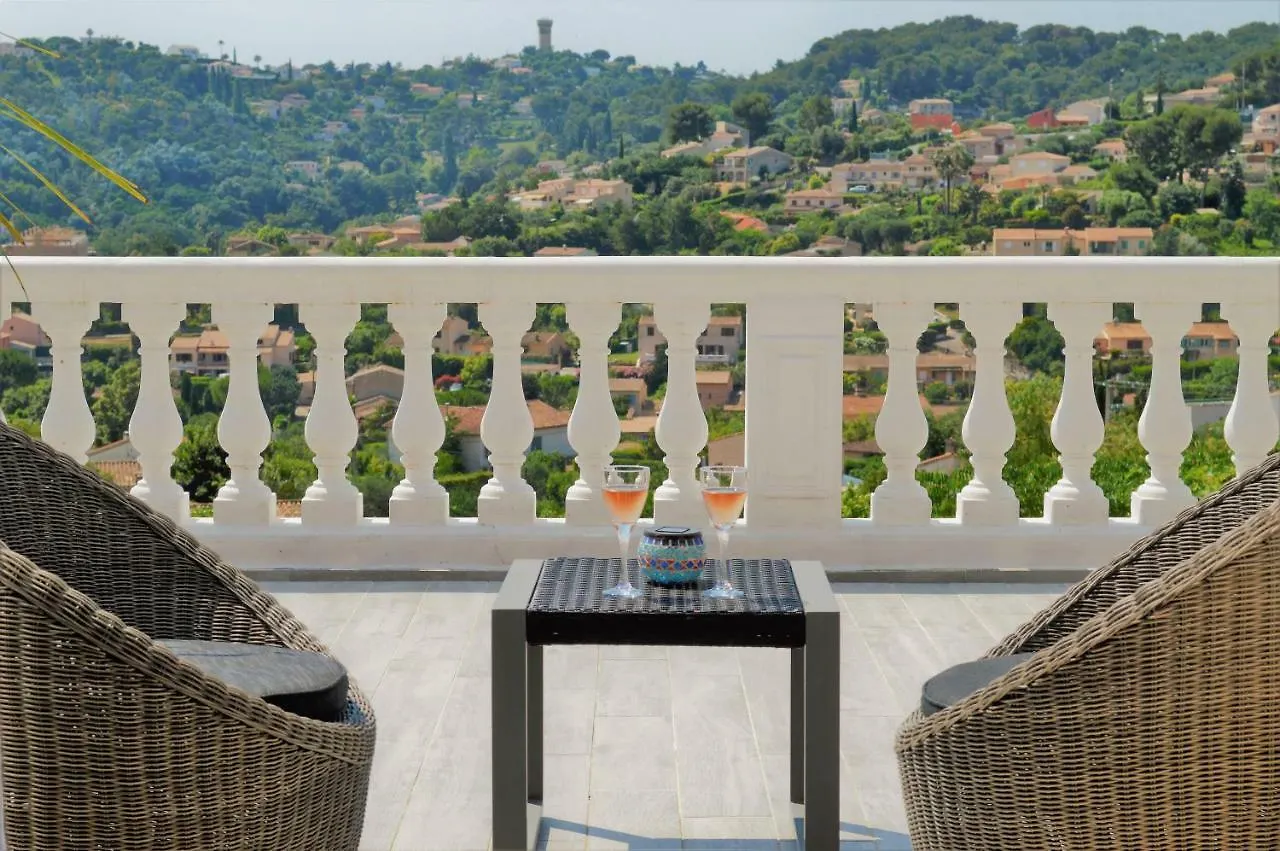 *** Bed & Breakfast Villa La Terre Des Lauriers Vallauris France
