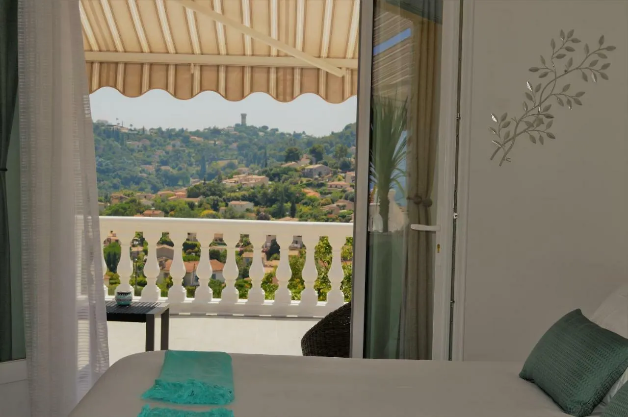 Bed & Breakfast Villa La Terre Des Lauriers Vallauris