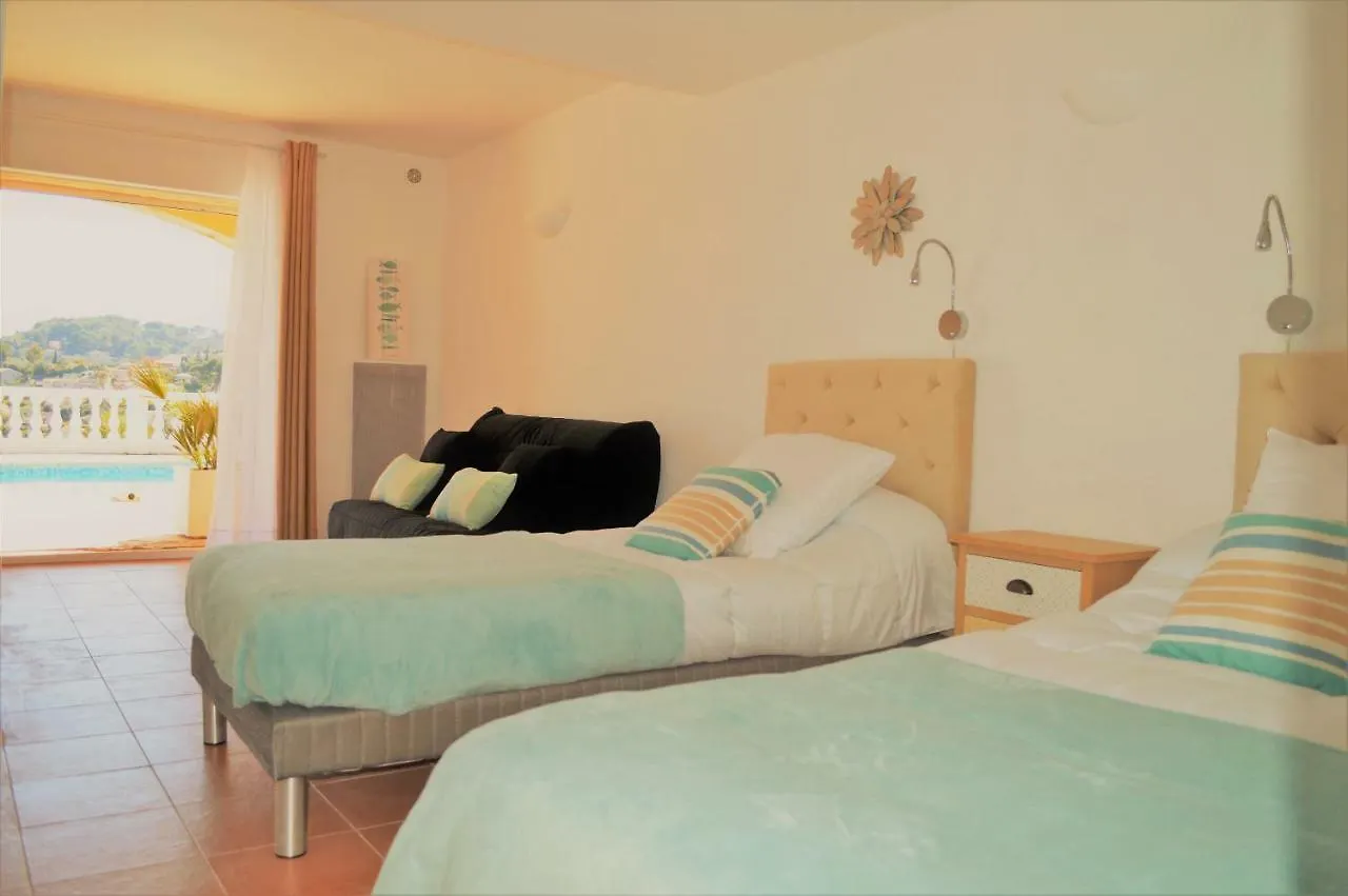 Villa La Terre Des Lauriers Vallauris France