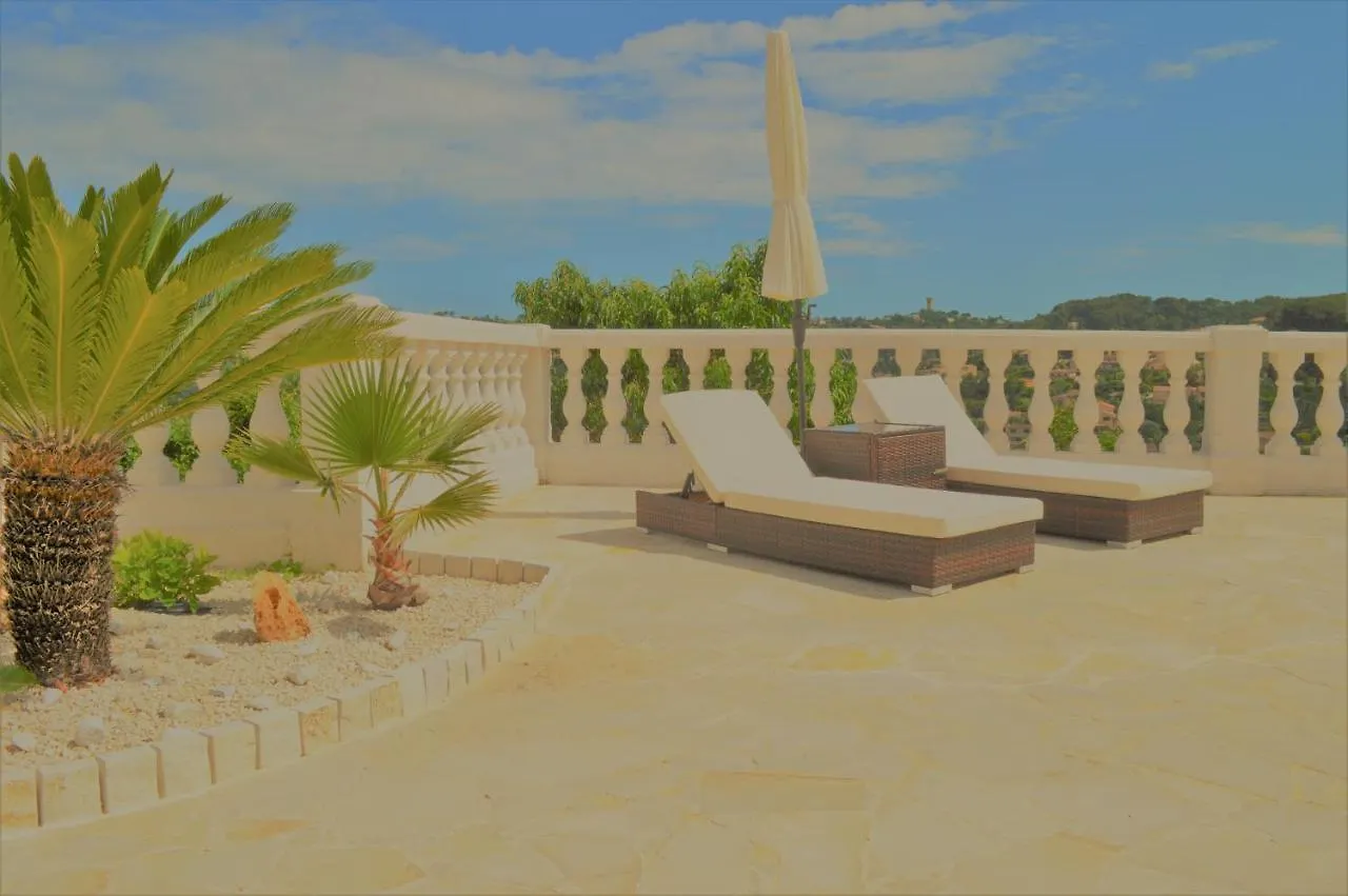 Villa La Terre Des Lauriers Vallauris