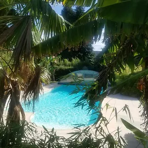 Le Domaine De Saint-thomin 3* Nostang